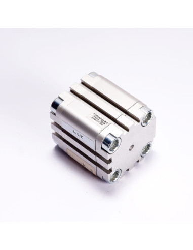 Siłownik kompaktowy, ADVU-40-25-P-A 156544, FESTO | Pneumatyka | Eshop Dopak | Wszystko dla Przemysłu