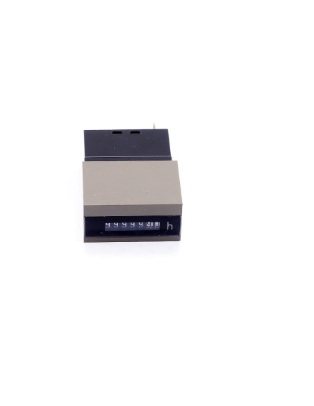 Wtykowy licznik czasu, HENGSTLER,0 478 123 24VDC | Elektronika | Eshop Dopak | Wszystko dla Przemysłu