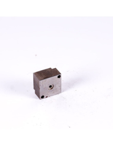 Element mocujący (dł. 40mm, szer. 40mm, wys. 25mm) | Mechanika Przemysłowa | Sklep Eshop Dopak